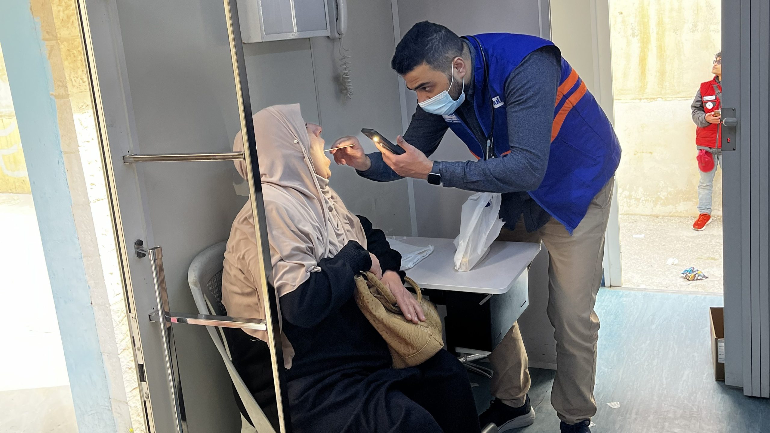 mobile-clinic-dt-peduli 2.jpg