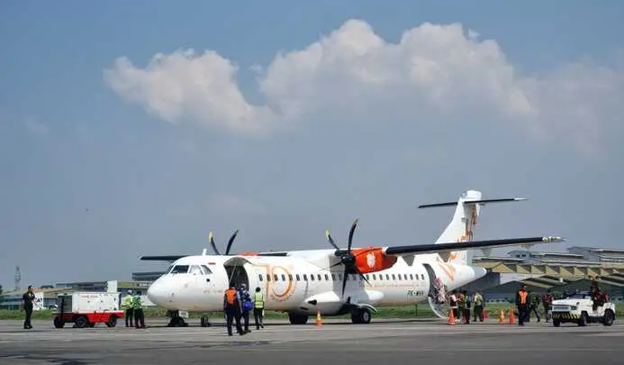 bandara husein
