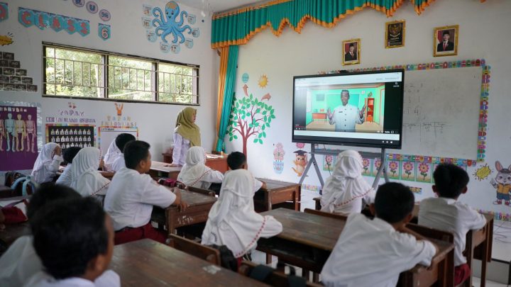 sekolah